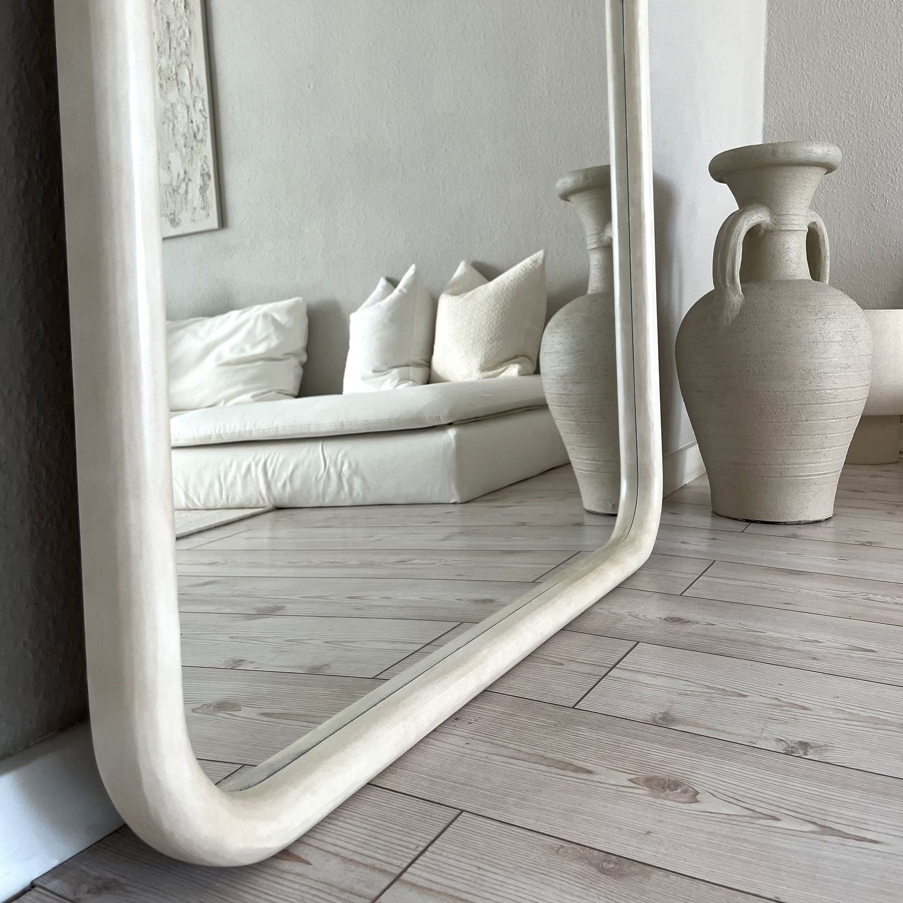 Espelho de Corpo Inteiro Extra Grande com Moldura de Concreto em Arco — 190x100 cm Liquidação