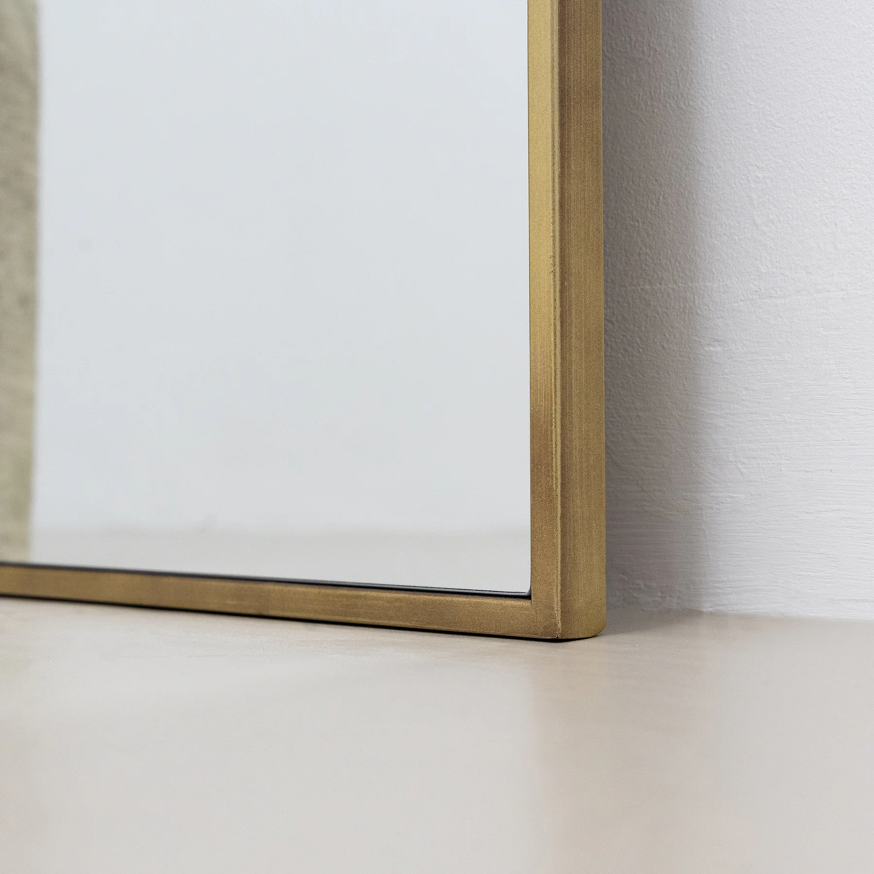Espelho Pinterest Moderno com Moldura Dourada 160 cm x 60 cm – Liquidação